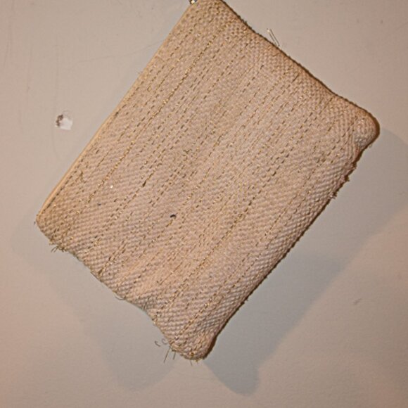 America and Beyond Desert Sand Beaded Wristlet - Picture 2 of 5